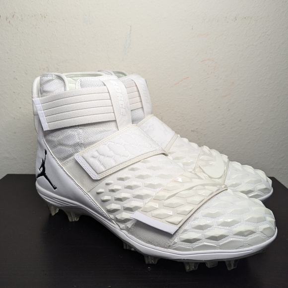 Nike Jordan Force Savage Elite 2 White Football Cleats Mens (CV1665-103) - Picture 4 of 8